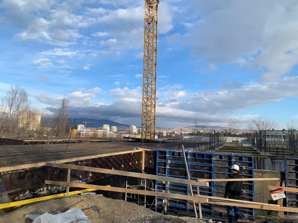 WhatsApp Image 2024-02-05 at 17.11.18 (1)