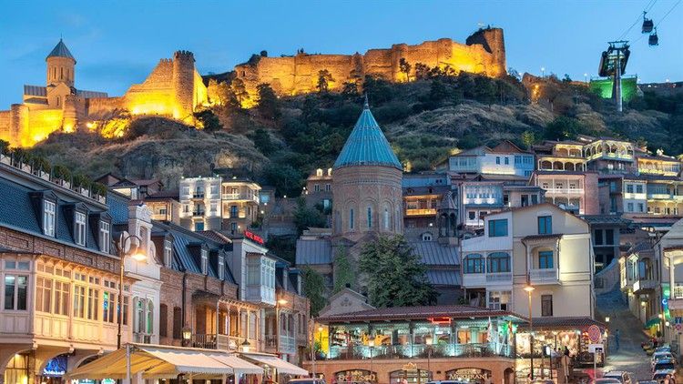 5 نصائح حول الاستثمار الطويل والقصير المدي في جورجيا لتحقيق أرباح مضمونة